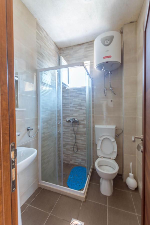 בודווה Apartments Elena מראה חיצוני תמונה